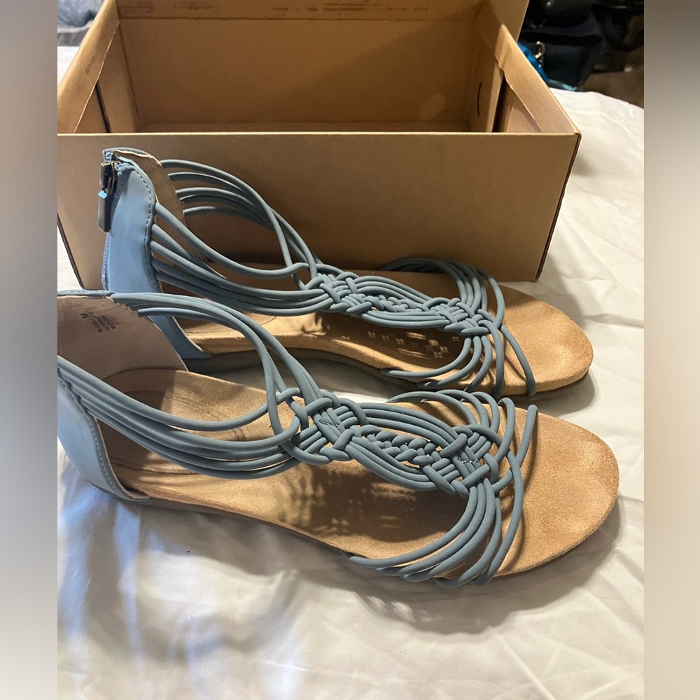 Adam Tucker By Me Too Sandals Womens 10 M Cali Strappy K211300 Blue Synthetic